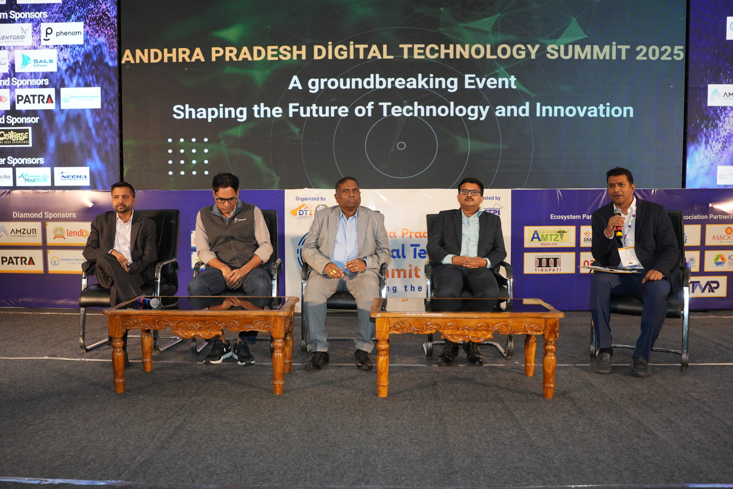 Keynote & Panel Discussion on Generative AI & LLMS Keynote On : The Future of Human-AI Collaboration, Panel On: Generative AI and LLMs in Business: Driving Innovation with Data and Intelligence